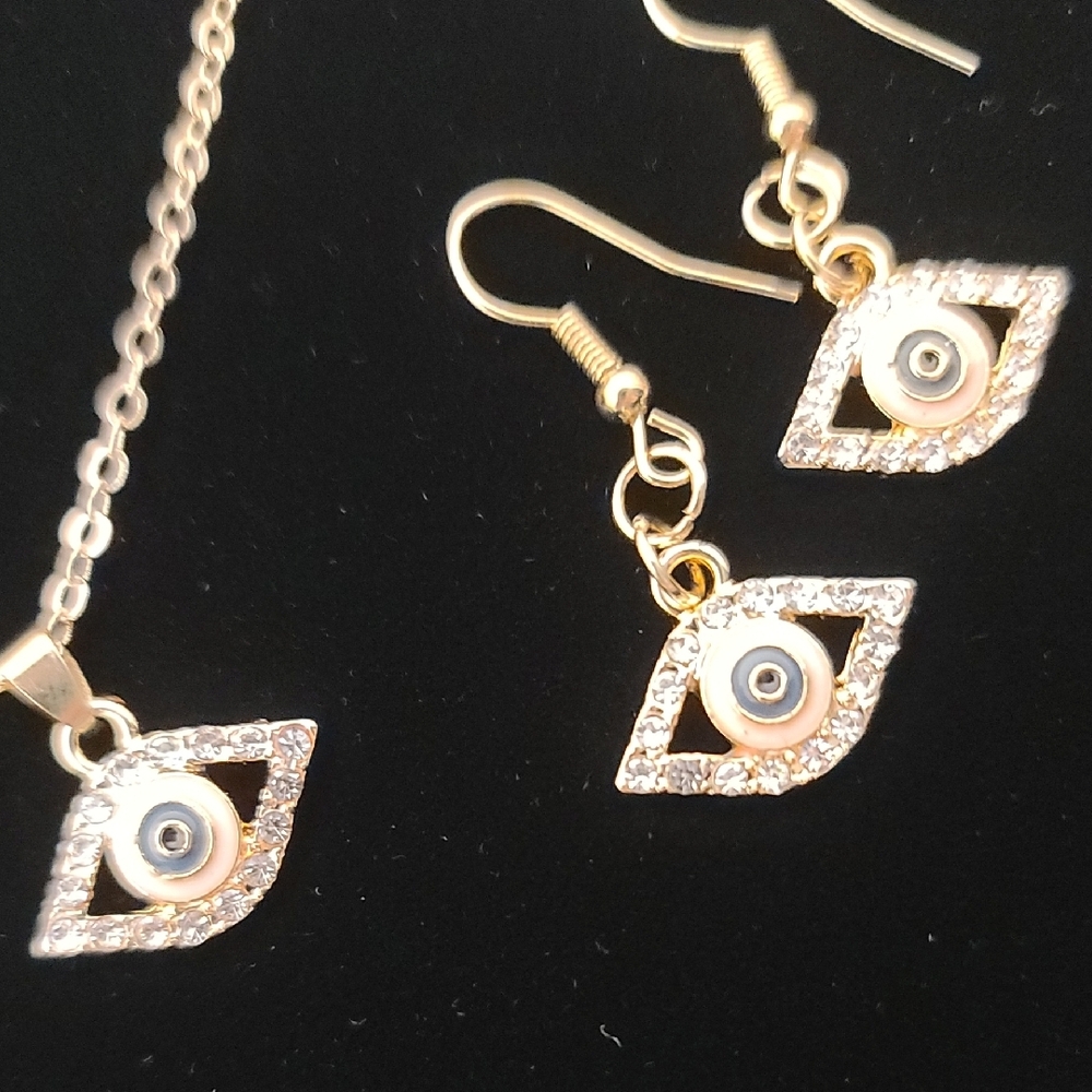Evil Eye Set Of Necklace And Dangle Earrings Rhinestone, Gold With Blue NWT